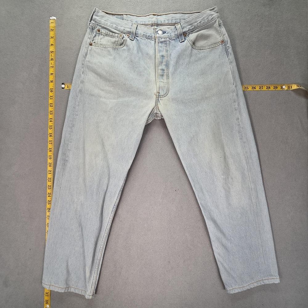 VTG Levis 501 Jeans Mens Light Wash Blue Straight Button Fly USA‎ Fits 32x25